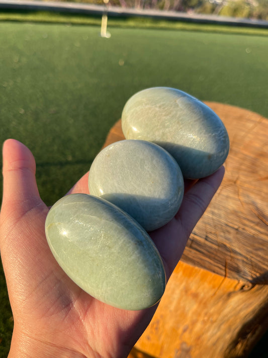 Garnierite Green Moonstone Palm Stones